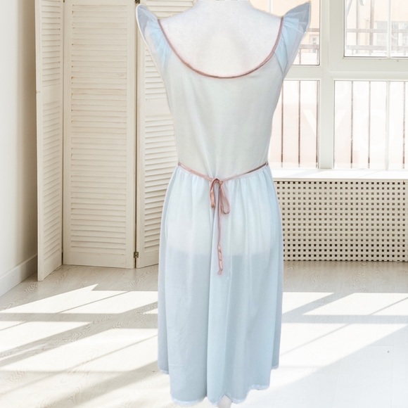 Vintage 70s USA Lace Embroidered Sheer Nightgown Puff Ruffled Sleeves - Picture 4 of 7